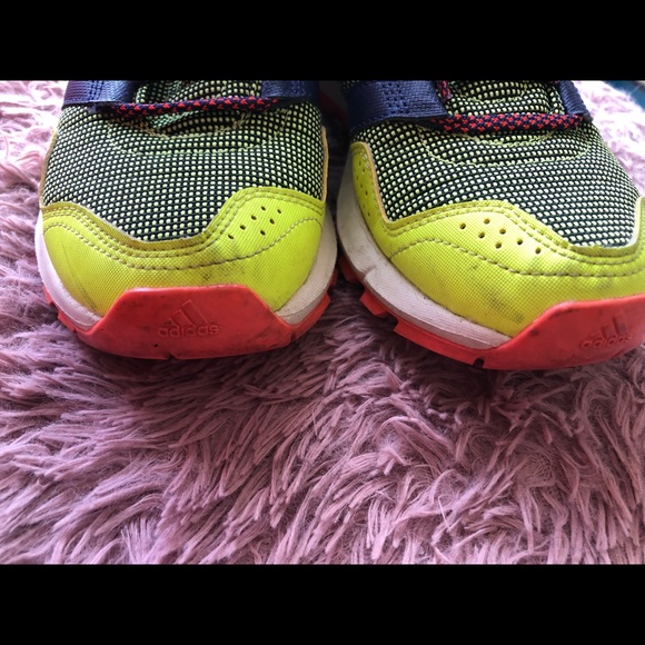 Running shoes - Picture 4 of 5